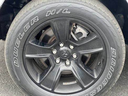 Used 2023 RAM 1500 Big Horn AWD/4WD image 7