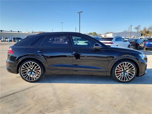 New 2026 Audi SQ8 Prestige image 8