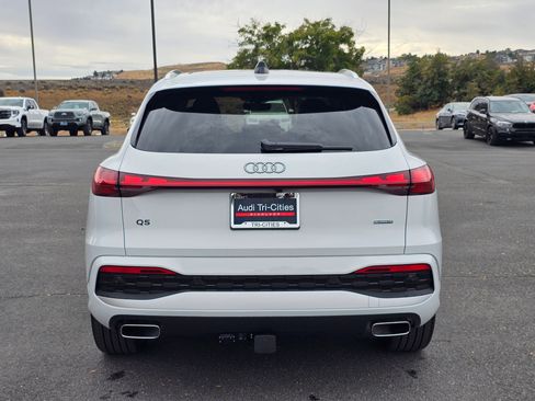 New 2025 Audi Q5 Prestige image 5