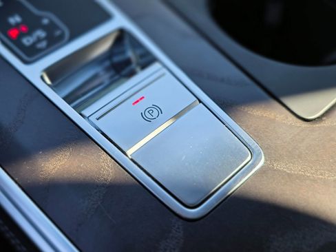 Used 2022 Audi A6 Premium Plus image 45