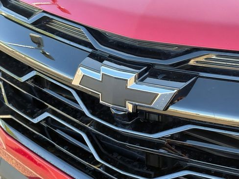 Used 2025 Chevrolet Equinox RS w/ Convenience Package III image 30