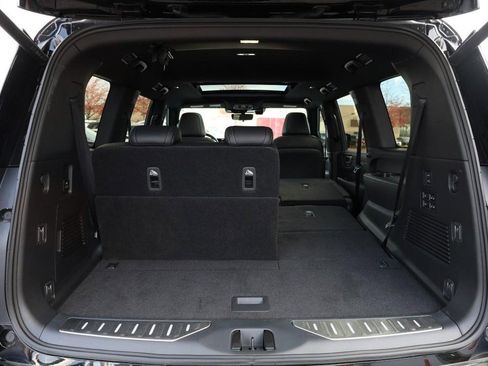 New 2025 Nissan Armada PRO-4X w/ Pro-4X Premium Package image 8