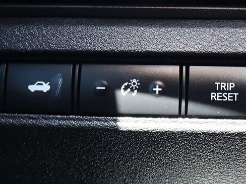 Used 2021 Nissan Altima 2.5 SV FWD image 41
