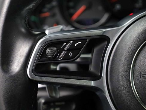 Used 2017 Porsche Cayenne image 27