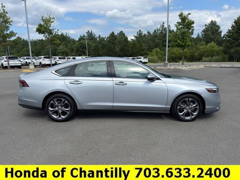 Certified 2023 Honda Accord EX image 8