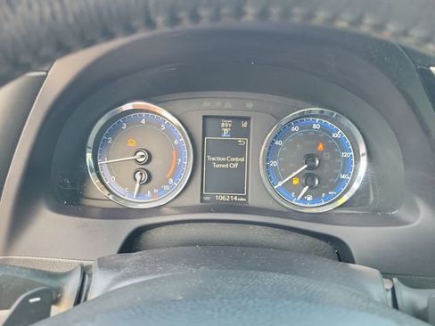 Used 2018 Toyota Corolla SE FWD image 32