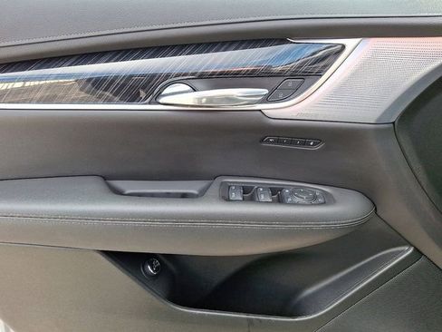 Certified 2025 Cadillac XT6 Premium Luxury image 15