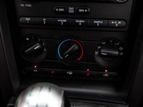 Used 2009 Ford Mustang GT Premium RWD image 14