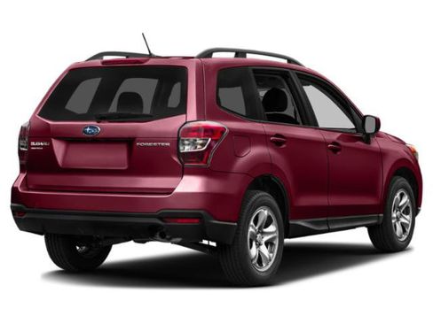 Used 2015 Subaru Forester 2.5i Premium AWD/4WD image 2