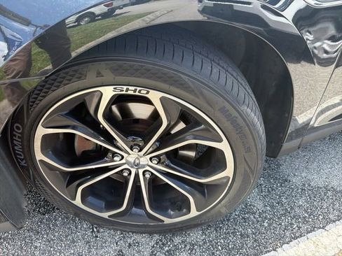 Used 2013 Ford Taurus SHO AWD/4WD image 3