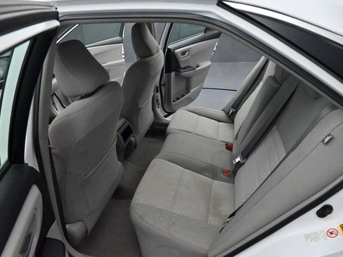 Used 2015 Toyota Camry LE FWD image 24