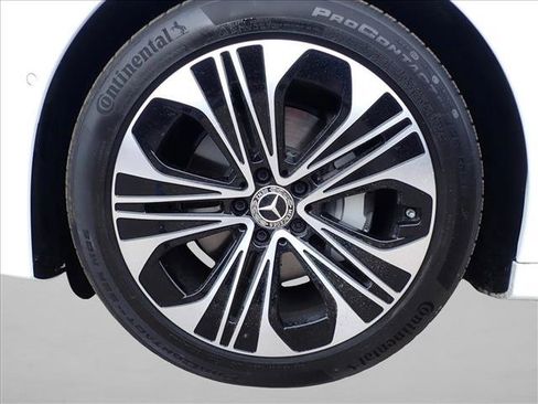 Used 2025 Mercedes-Benz E 350 4MATIC Sedan image 7