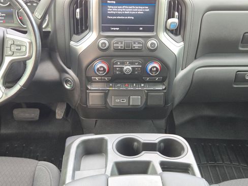 Used 2021 Chevrolet Silverado 1500 LT RWD image 17