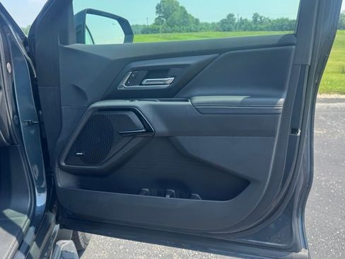 New 2025 Chevrolet Silverado EV LT AWD/4WD image 18