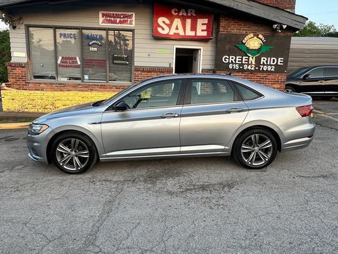 Used 2021 Volkswagen Jetta R-Line w/ R-Line Cold Weather Package FWD image 2