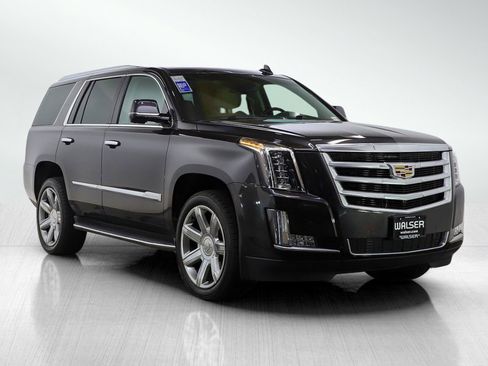 Used 2016 Cadillac Escalade Luxury image 8