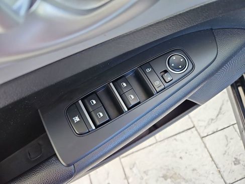 Used 2023 Kia Forte LXS image 24