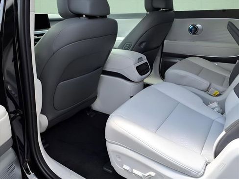 New 2026 Hyundai Ioniq 9 Limited AWD/4WD image 13