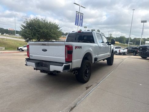 Used 2023 Ford F250 Lariat w/ Sport Appearance Package AWD/4WD image 8