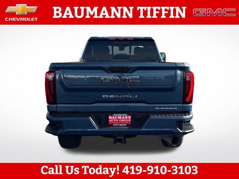 Used 2025 GMC Sierra 2500 Denali Ultimate AWD/4WD image 4