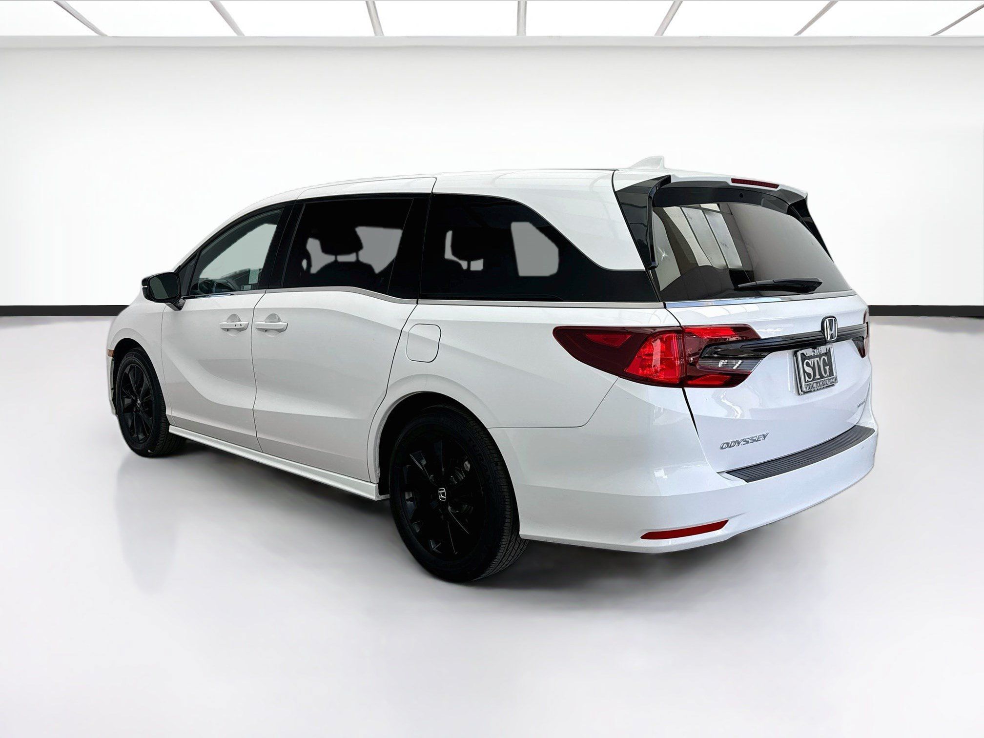 Used 2024 Honda Odyssey Sport image 6