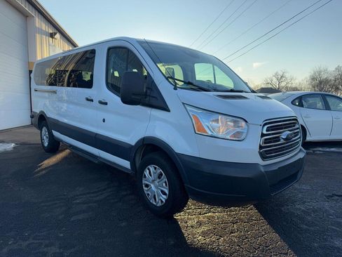 Used 2017 Ford Transit 350 XLT image 7