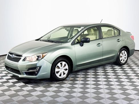 Used 2016 Subaru Impreza 2.0i image 4
