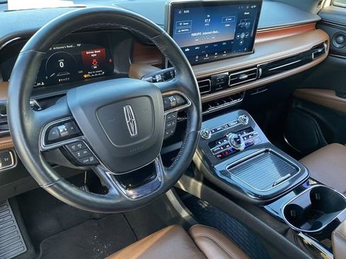 Used 2022 Lincoln Nautilus Reserve w/ Equipment Group 201A image 19