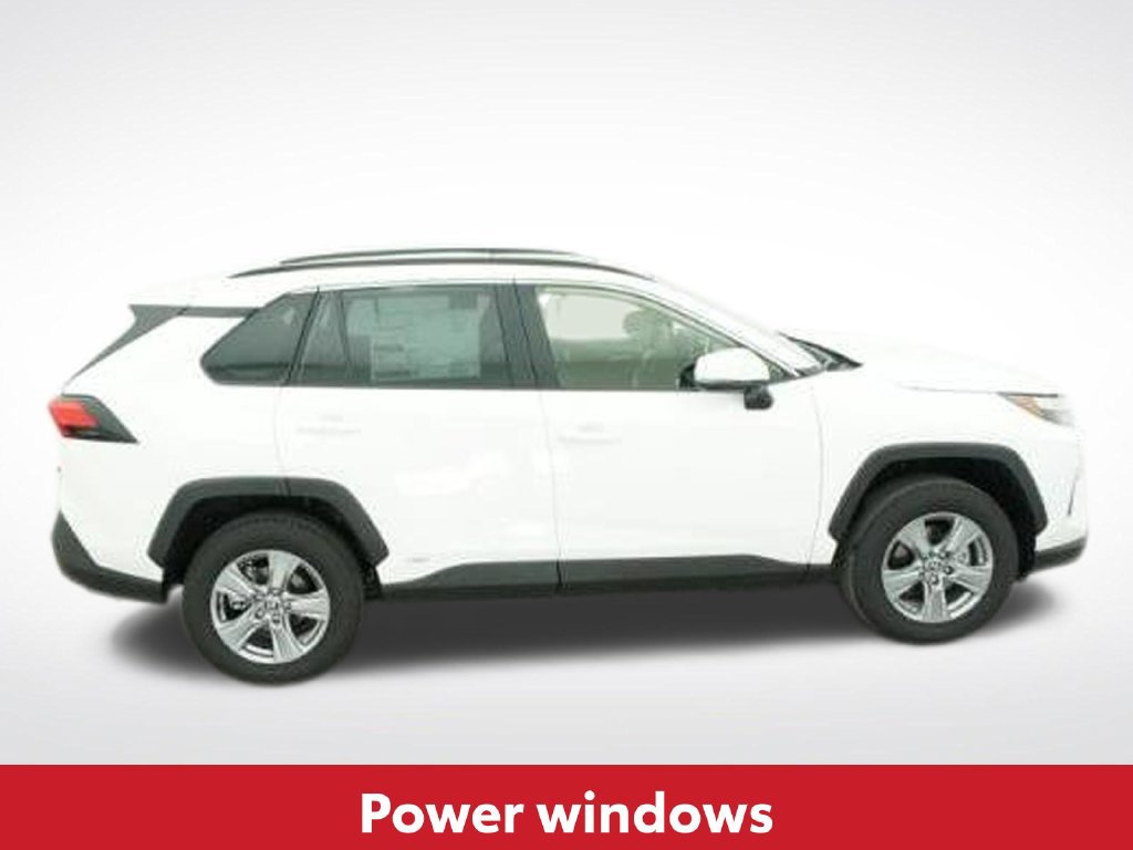 Used 2025 Toyota RAV4 XLE w/ Convenience Package AWD/4WD image 15
