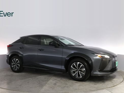 Used 2023 Lexus RZ 450e Premium image 5