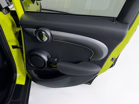Certified 2024 MINI Cooper S FWD image 27