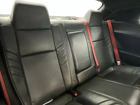 Used 2016 Dodge Challenger SRT Hellcat RWD image 8