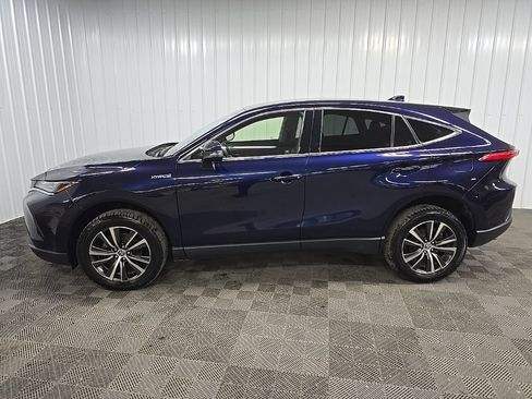 Used 2021 Toyota Venza LE AWD/4WD image 5