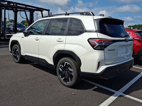 New 2026 Subaru Forester Premium AWD/4WD image 3