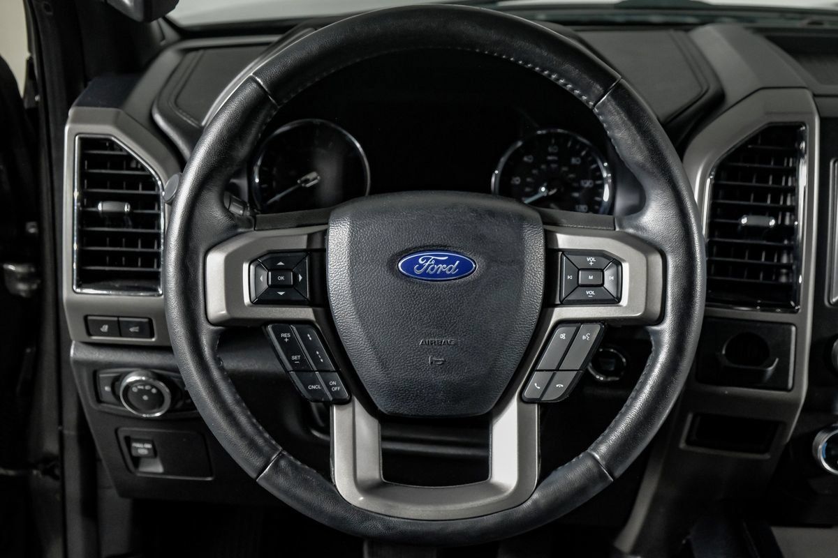 Used 2021 Ford Expedition XLT RWD image 16