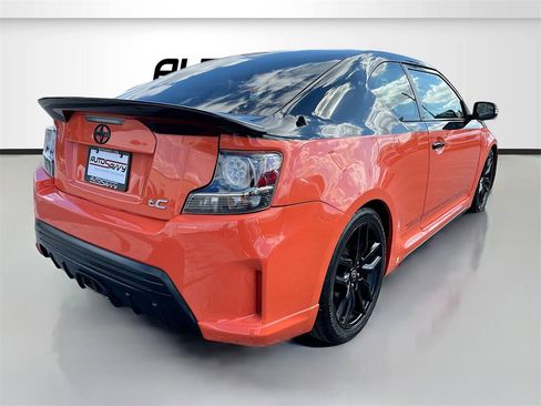 Used 2015 Scion tC image 7