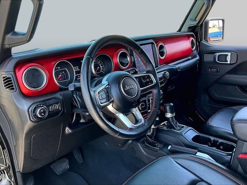 Used 2022 Jeep Gladiator Rubicon w/ LED Lighting Group AWD/4WD image 16