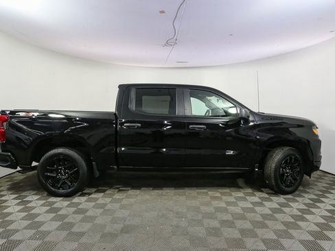 Used 2023 Chevrolet Silverado 1500 Custom image 13