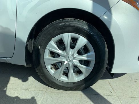 Used 2017 Toyota Corolla L w/ Carpet Mat Package (TMS) image 23