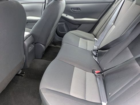 Used 2025 Nissan Sentra SV image 27