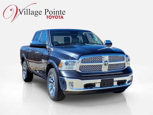 Used 2015 RAM 1500 Laramie w/ Convenience Group image 3