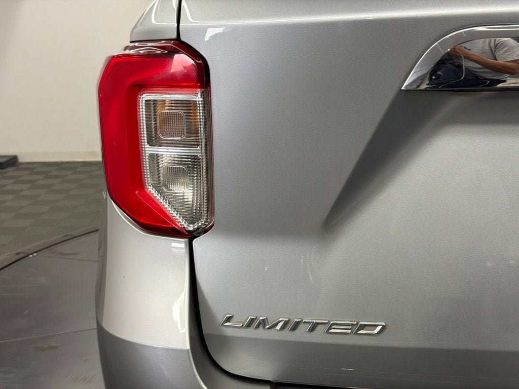 Used 2023 Ford Explorer Limited RWD image 13