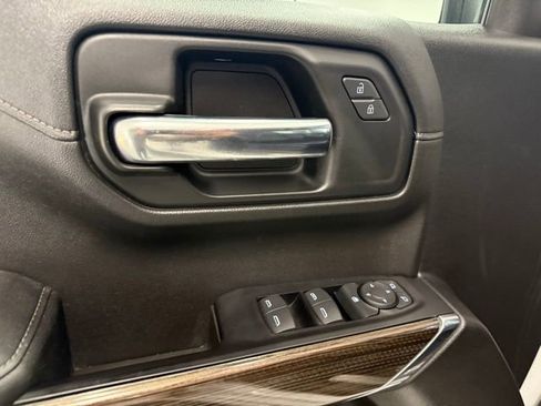 Used 2020 Chevrolet Silverado 1500 LT w/ All-Star Edition image 13