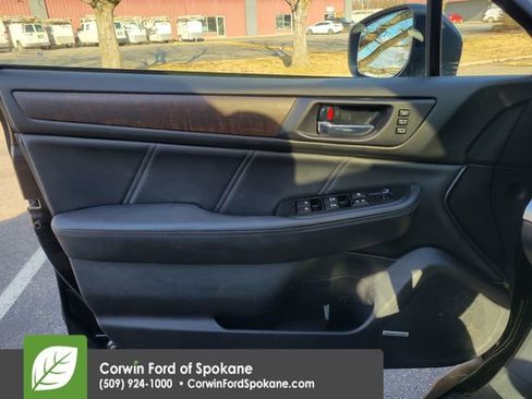 Used 2019 Subaru Outback 2.5i Limited w/ Popular Package #2 image 21