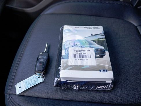 Used 2022 Ford Transit Connect XL image 23