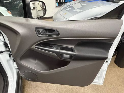 Used 2020 Ford Transit Connect XL image 33