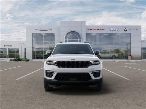 New 2025 Jeep Grand Cherokee Limited w/ Black Appearance Package image 6