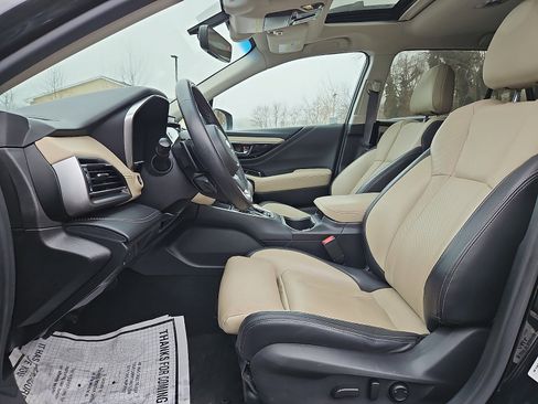 Used 2020 Subaru Outback Limited image 13