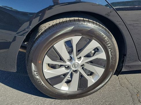 Certified 2025 Nissan Altima 2.5 S image 23