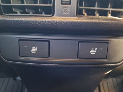 Used 2017 Subaru Outback 3.6R Limited image 19